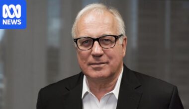 Finance presenter Alan Kohler retiring after three decades at ABC
