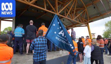 Premier Coal workers on strike in Collie after rejecting pay deal