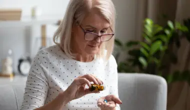 reduce the risk of fractures and falls in the elderly,