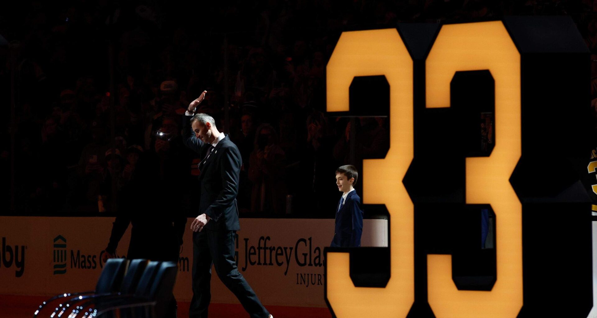 Former Bruins Captain Zdeno Chara Lands Impressive NHL Ranking