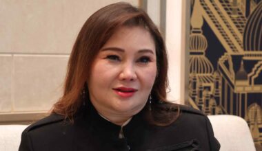 Thai small businesses should add value to beat China imports: official