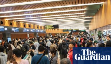 Volcano eruption in Indonesia leaves 170,000 travellers stranded as seven airports remain closed | Indonesia