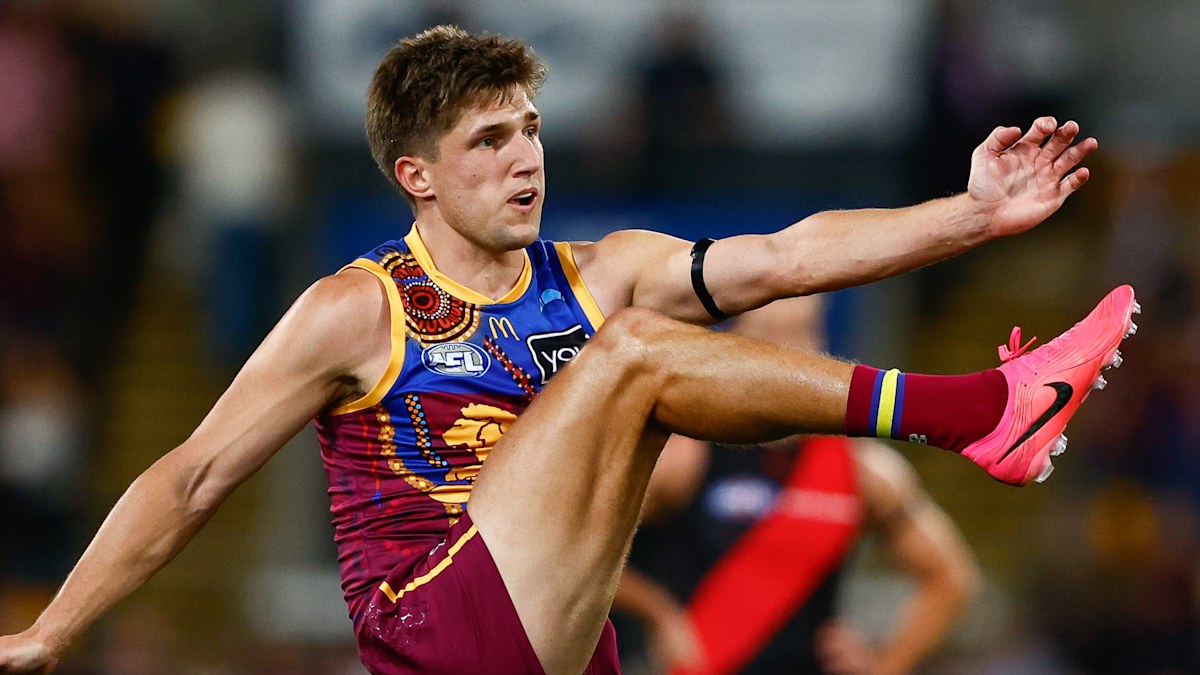 AFL news 2026: Zac Bailey signs eight-year deal with Brisbane Lions, turns back on Adelaide Crows