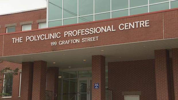 P.E.I. doctor suspended 6 months for having inappropriate relationship with patient