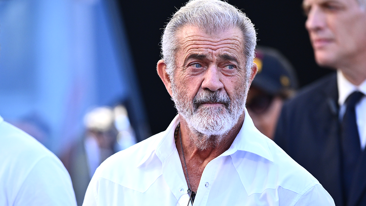 Mel Gibson switches to English for 'Resurrection of the Christ' follow-up