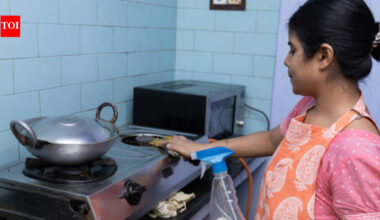 Gurugram man says his house help earns ₹60,000 a month, pays ₹10k rent and still saves: Her money habits give him a 'reality check' |
