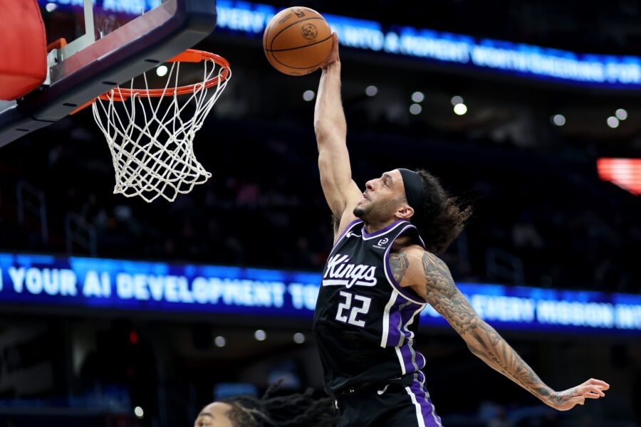 Hawks Waive Devin Carter, Lamont Butler