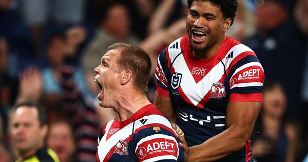 Lindsay Collins Try | NRL.com