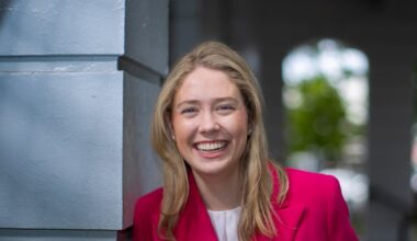 Victorian state election: Amelia Hamer eyes Malvern seat as party figures rally behind her candidacy