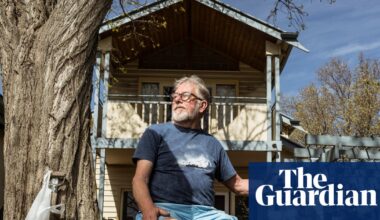 ‘I would be happy if prices came down’: the older Australians wanting house prices to fall for their kids’ sake | Housing