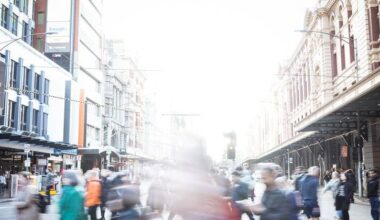 A new report says embracing technology can lead Australia to a bright future over the next 40 years. Photo: Christopher Hopkins/AAP PHOTOS