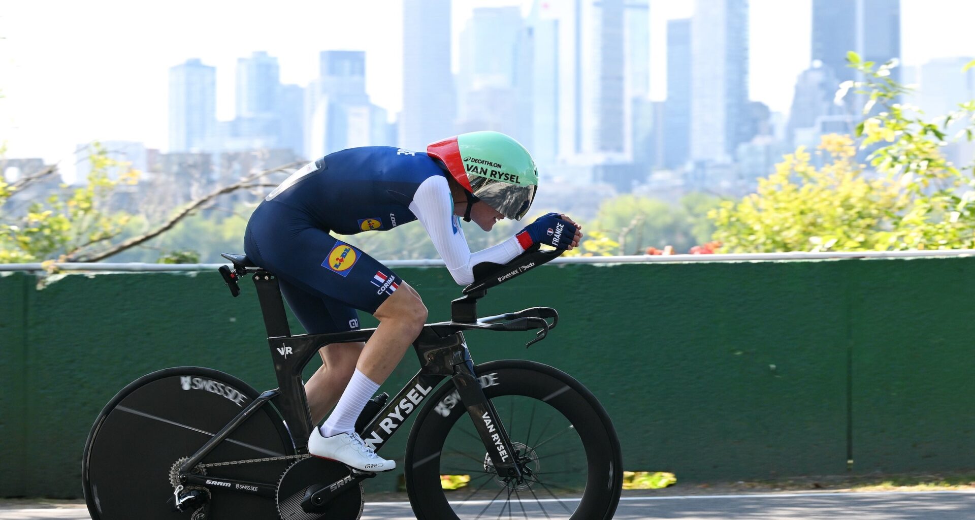 Paul Seixas on the way to third in the elite worlds TT on Sunday (Photo: Dario Belingheri/Getty Images)