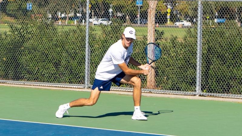 Men's Tennis Hosts UC Davis Aggie Invitational