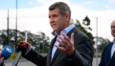 Former NSW premier Mike Baird resigns as Cricket Australia as fallout from BBL sale continues