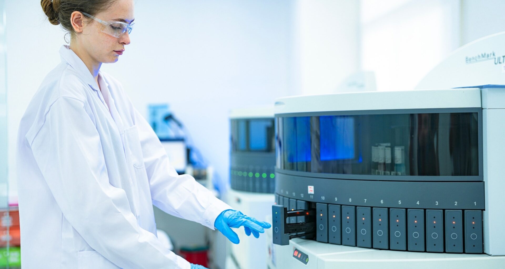 Review: Artificial intelligence in biomarker discovery for diseases: diagnostic and therapeutic prospects. Image Credit: ultramansk / Shutterstock