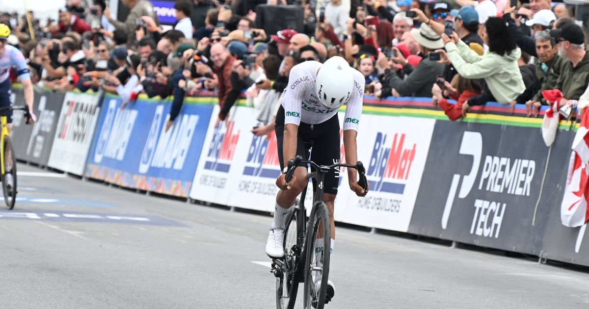 Del Toro hits back at Pidcock after road race criticism
