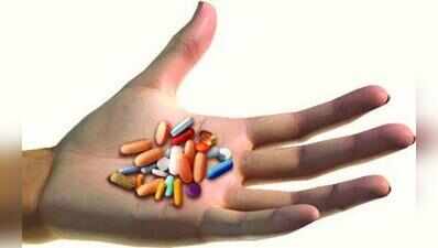 Keralam health minister, principal secretary differ on drugs shortage