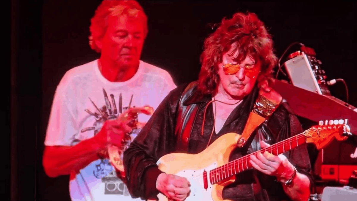 Ian Gillan Talks Behind the Scenes of Deep Purple's One-Off Reunion With Blackmore and Whether It Could Happen Again: 'All the Nonsense From the Past Is Now Water Under the Bridge' - ultimate-guitar.com