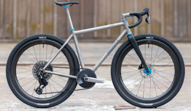 The 2026 Moots Routt is Designed Around Electronic Drivetrains – BIKEPACKING.com