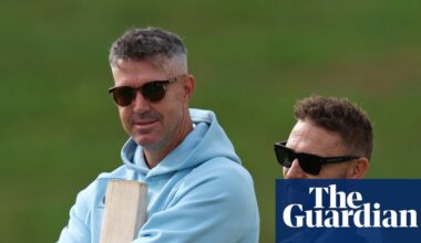 Pietersen has England players ‘buzzing’ but McCullum delivers Carse warning | England cricket team