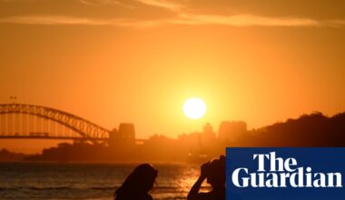 No solid evidence daylight savings time affects mental health, researchers find | Australia news