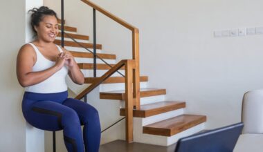 How busy mums can build strength by ‘sprinkling’ functional moves into their day – 3 PT-approved exercises to try