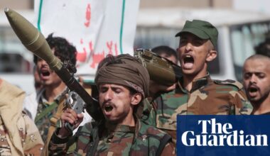 Nearly 50,000 Yemeni civilians flee as Houthis advance along Red Sea coast | Yemen