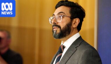 Islamophobia envoy condemns alleged verbal attack against 13-year-old girl on Sydney bus