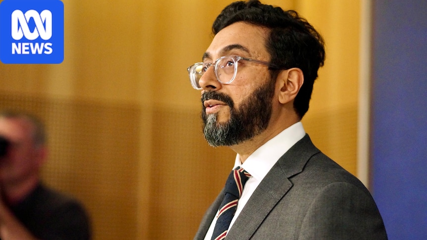 Islamophobia envoy condemns alleged verbal attack against 13-year-old girl on Sydney bus