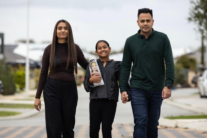 Preeti and Janesh Raghwani with daughter Mahi.