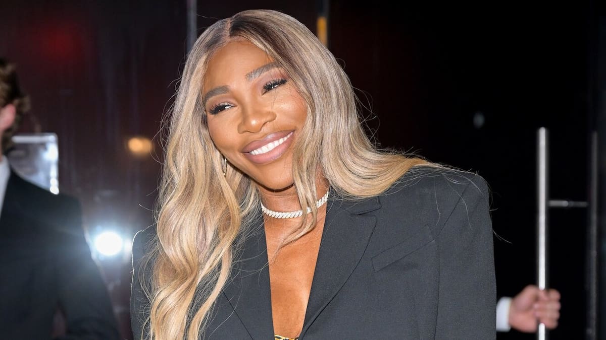 Serena Williams’ daughters pose beside giant images of their mother at Nike store