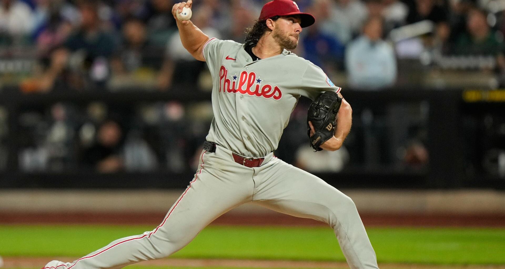 Nola dominates Mets in 3-0 win as Phillies tie Cubs for top NL wild card