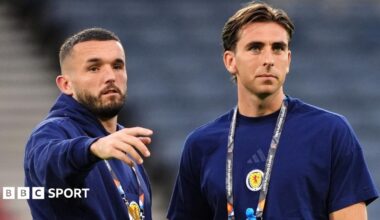 Switzerland assistant coach Calla and head coach Murat Yakin