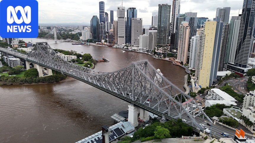 Brisbane's Story Bridge to close for three weeks for repairs