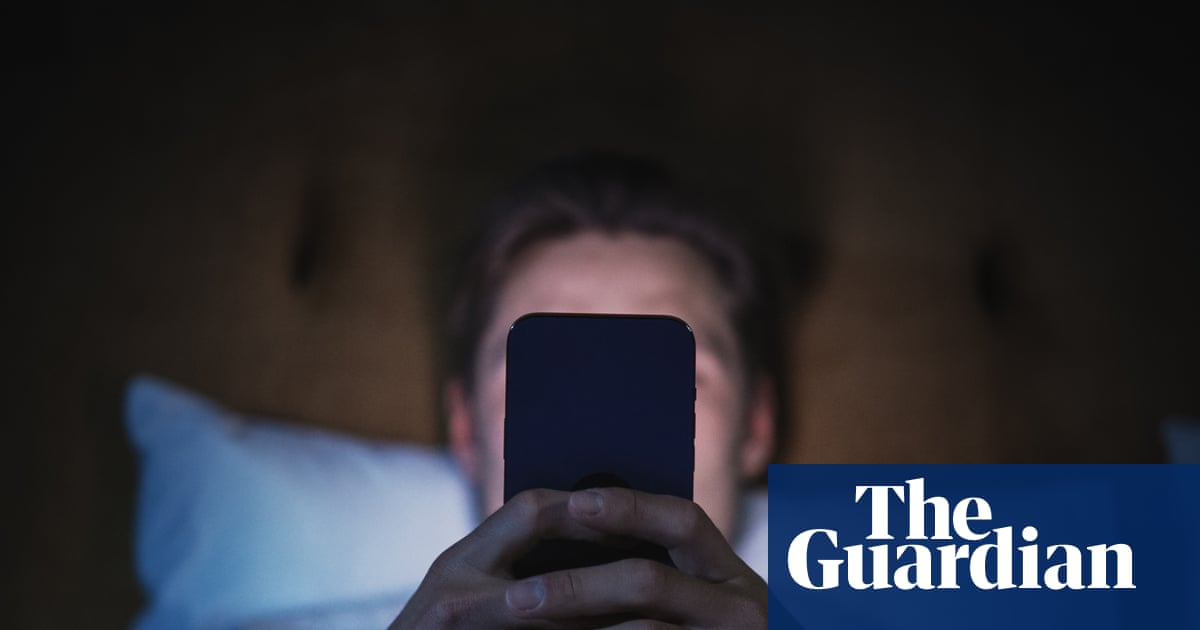 Labor wants Australians to be able to opt out of online algorithms. How will it change your feed? | Australia news