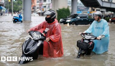 Bangkok roads submerged as flood disaster declared - BBC