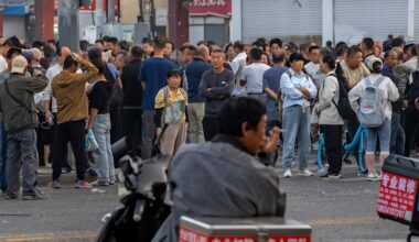 Chinese economy: On the street with Beijing’s gig workers