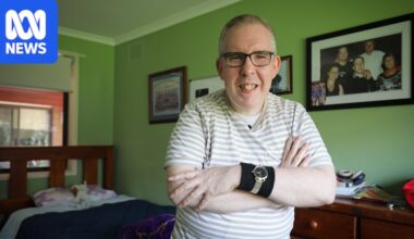The government wants to cut NDIS costs, advocates are pushing for alternatives to group homes