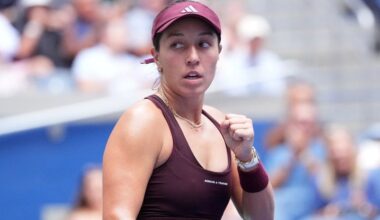 Tennis: Tennis-Pegula overcomes Fernandez to return to US Open fourth round