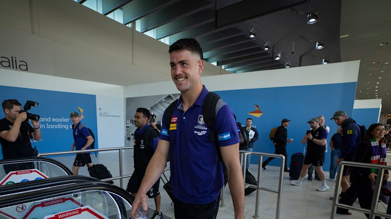 AFL Grand Final Parade LIVE: Lions and Fremantle players join motorcade ahead of big game