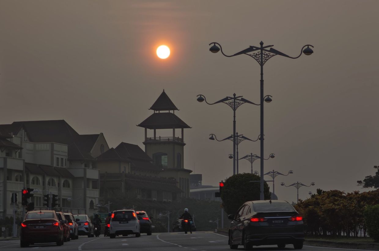 Haze: MMA advises vulnerable groups to limit outdoor activities