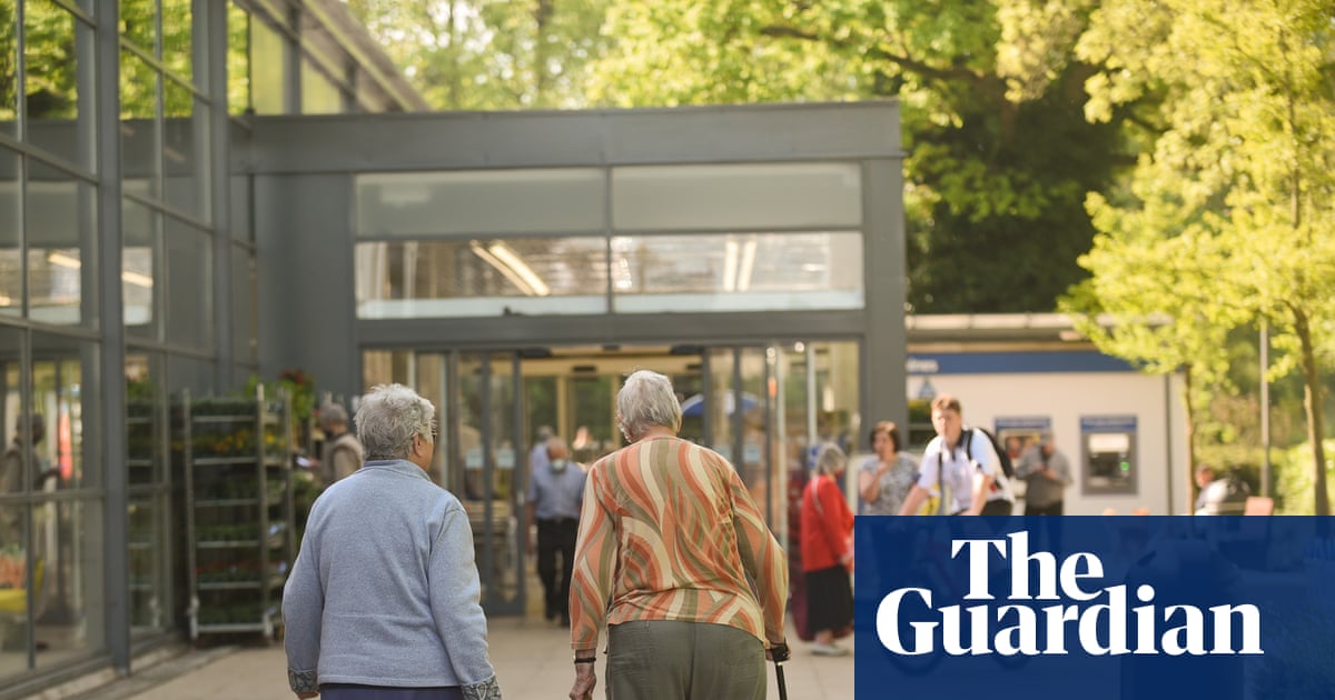 Pension peril: is it time to unpick the triple lock? | State pensions