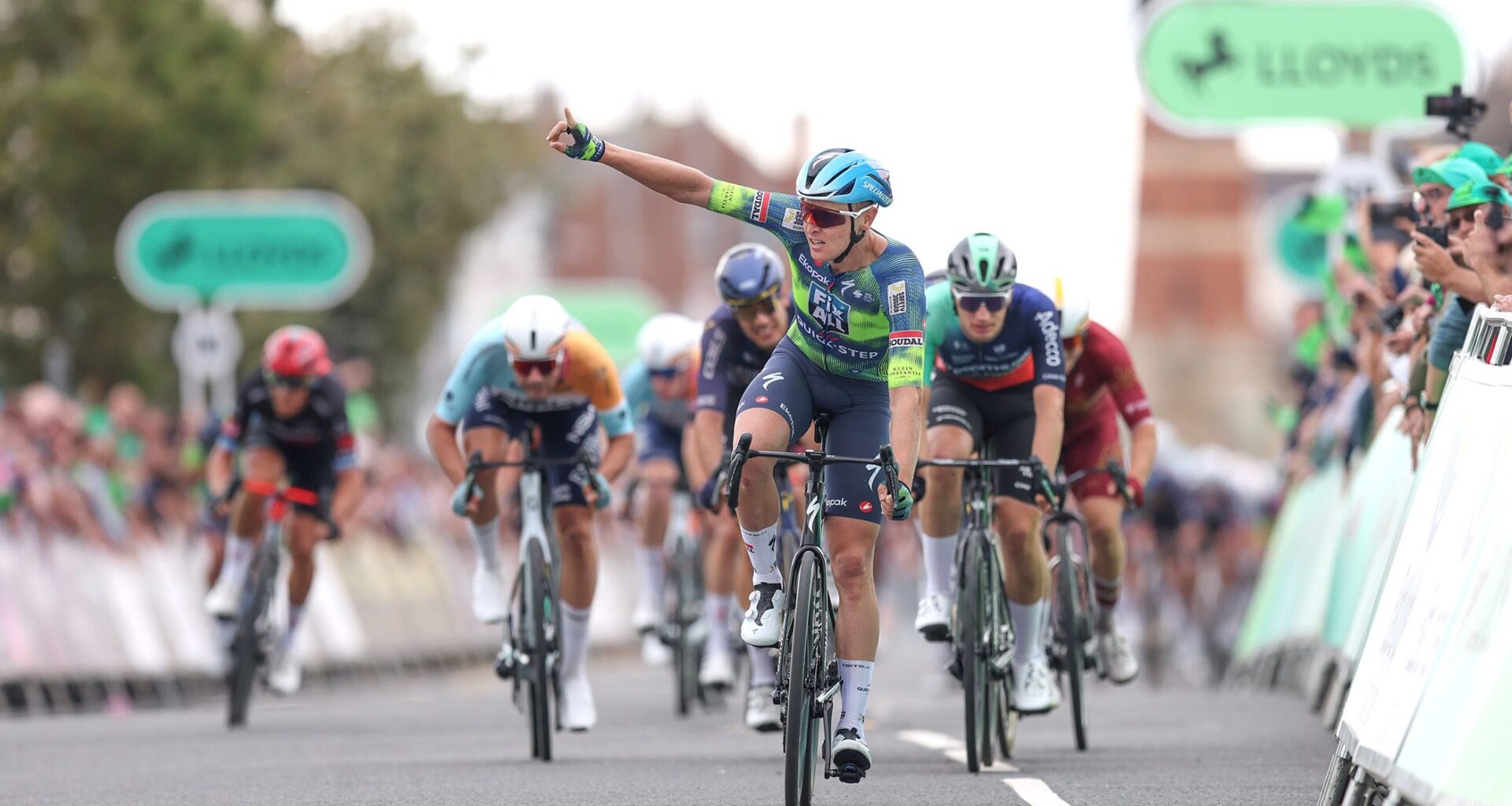 Tour of Britain Men: Tim Merlier outpaces Olav Kooij to win stage 2 reduced bunch sprint finish
