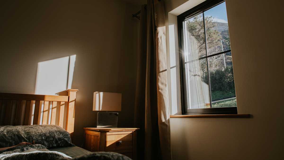 Study finds light exposure during sleep may affect heart health
