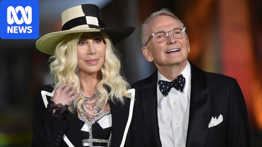 Bob Mackie, designer to the stars who dressed Cher and Marilyn Monroe, dies at 87