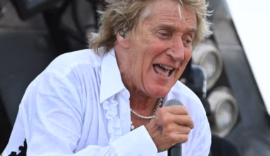 Rod Stewart announces retirement after six decades on stage