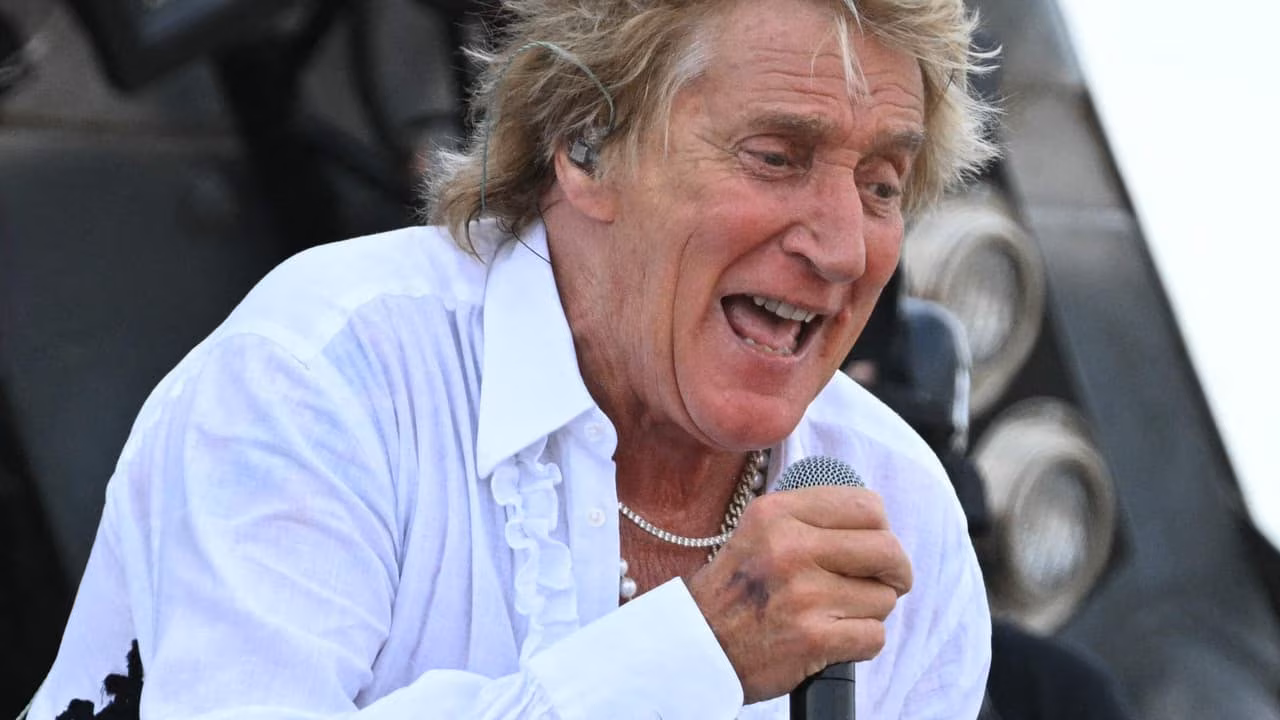 Rod Stewart announces retirement after six decades on stage
