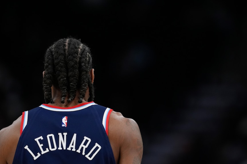 Kawhi Leonard from behind