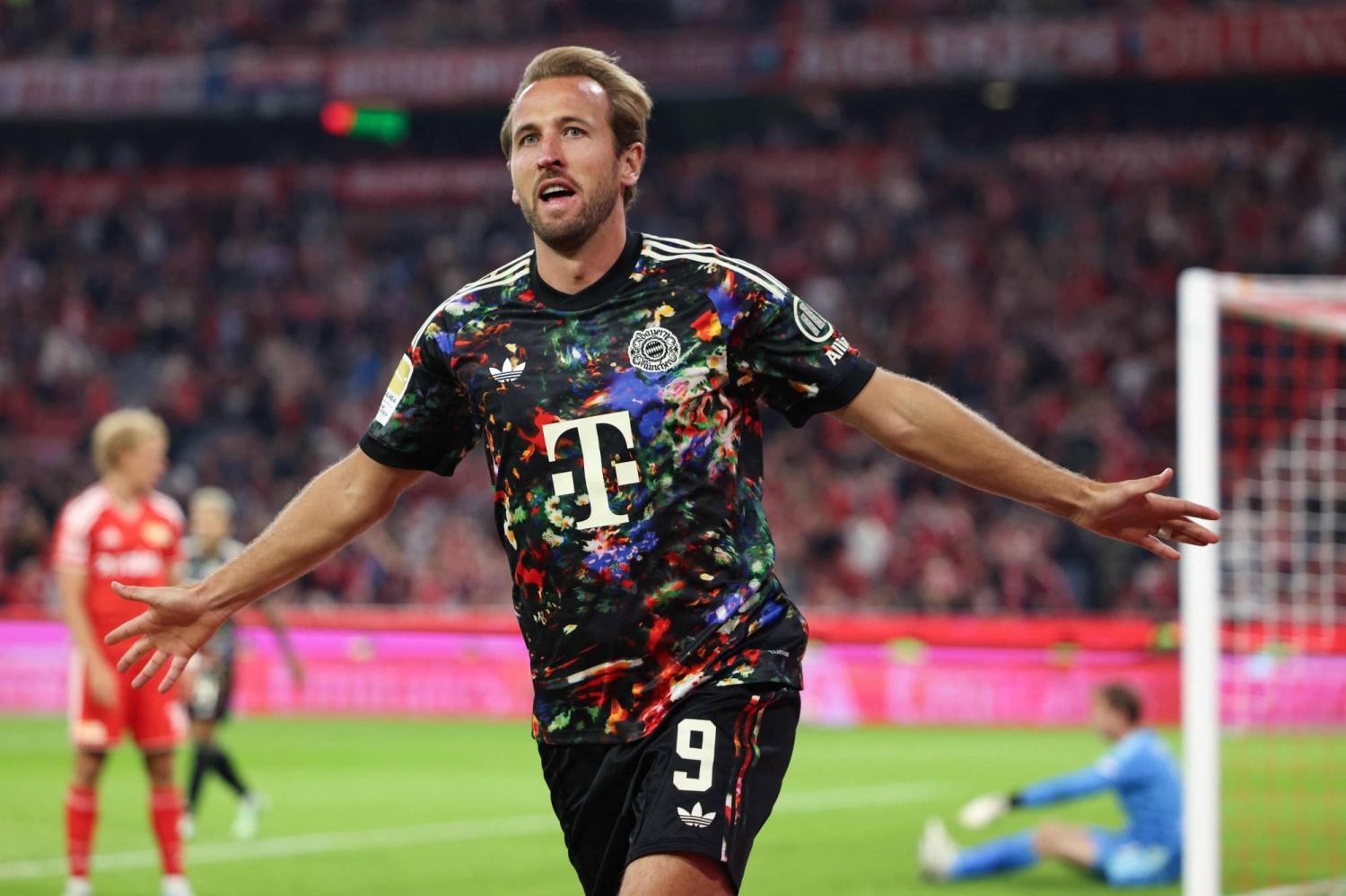 Harry Kane ponders possible dual role in MLS and NFL in future