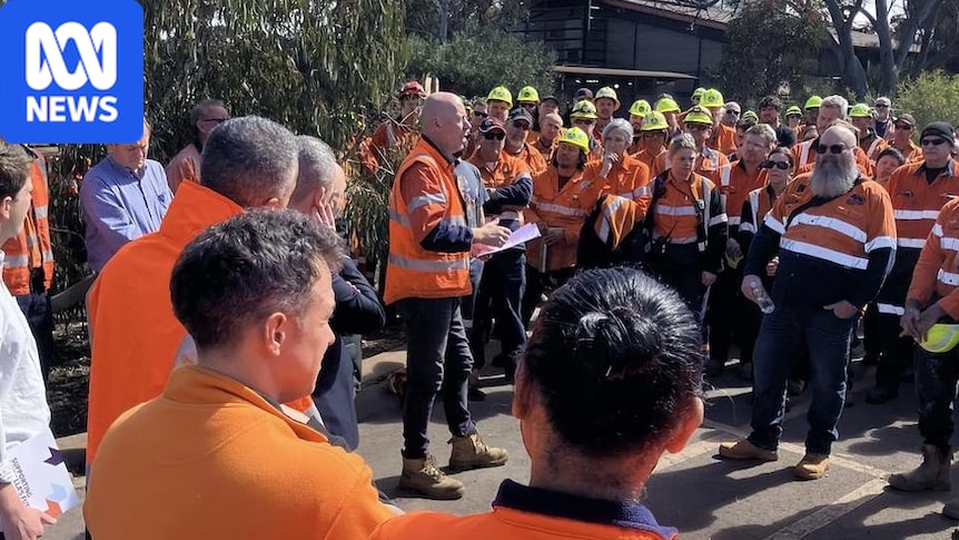 Hundreds of jobs to go at Whyalla steelworks amid blast furnace shutdown